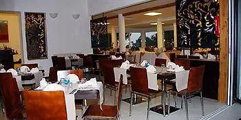 Vr Club - Villa Ridente Clubジョイオーザ・マレーア 0*,